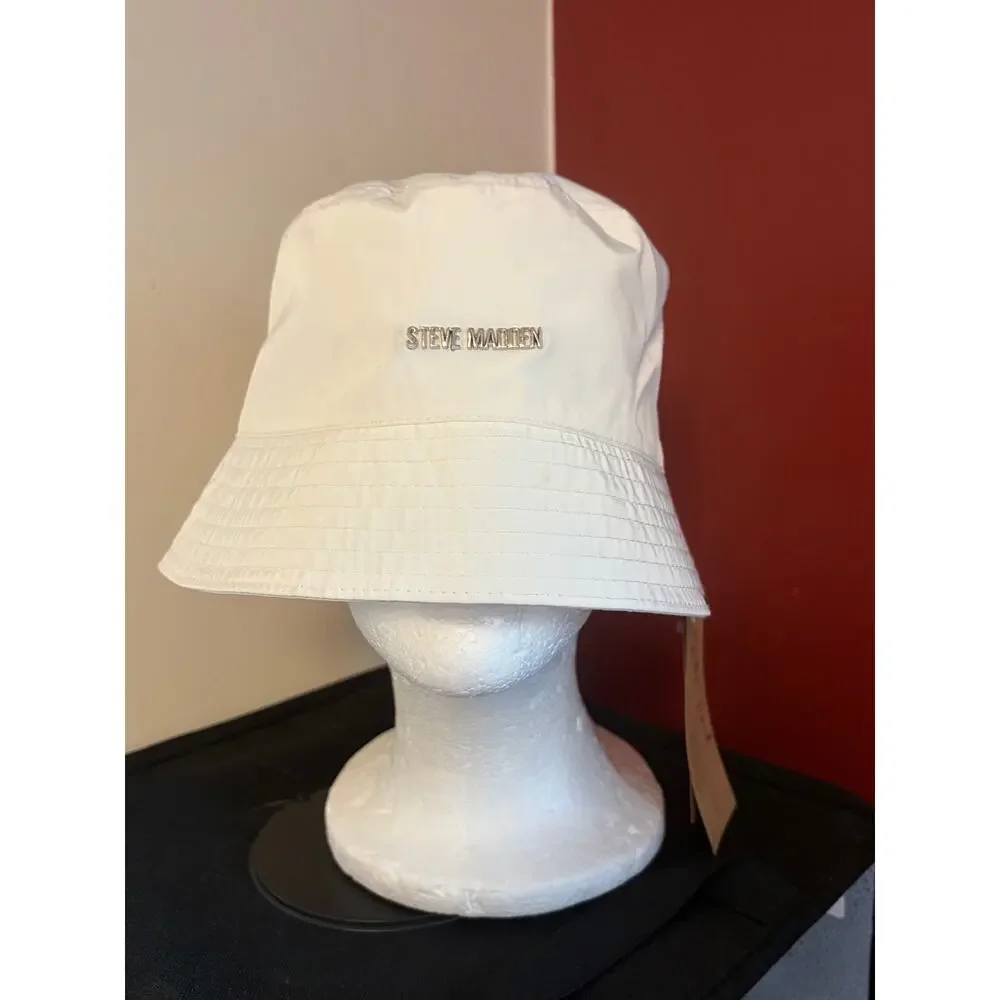 Steve Madden White Satin Lined Bucket Hat One Size NWT Women’s Logo Sun Hat